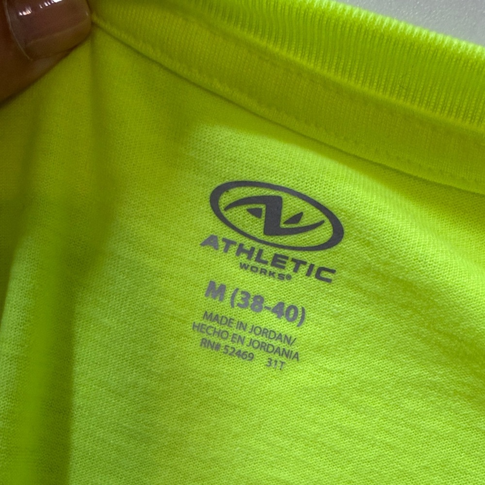NWT Vibrant Neon Yellow Long Sleeve Shirt - Picture 8 of 9